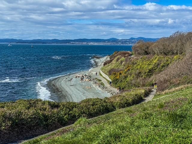 ocean bluffs in victoria