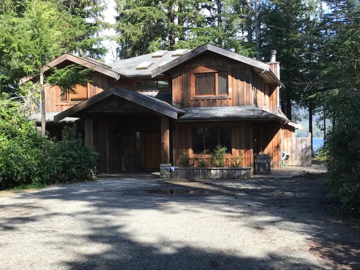 Tofino View House
