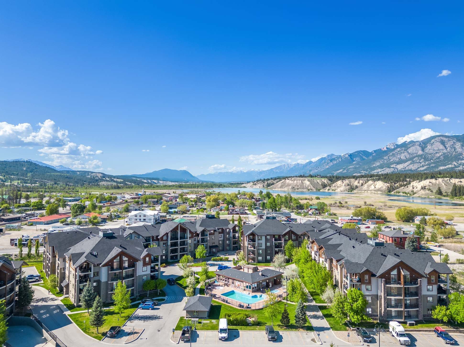 Aspen Retreat | Year-Round Getaway | Hot Tub & Gym