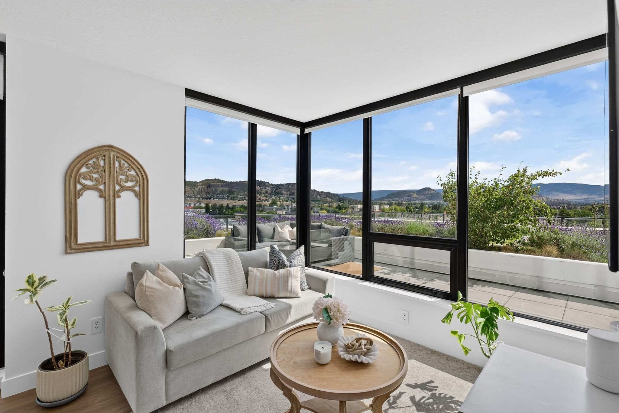 The Traditional | Luxury Terrace Escape | Sleeps 6